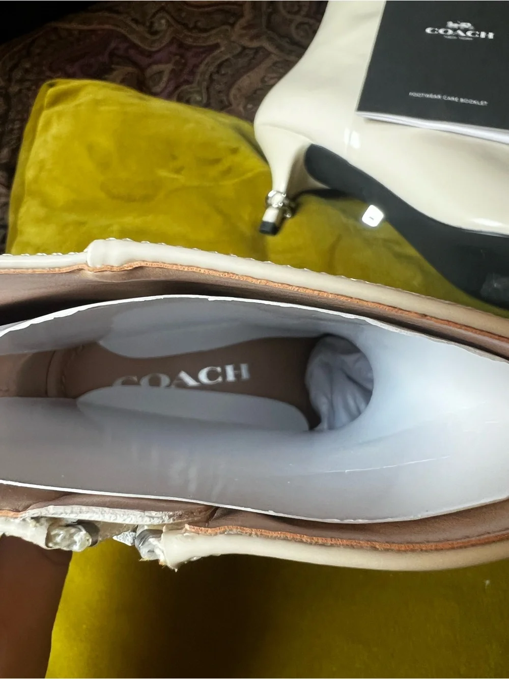 Coach glossy white